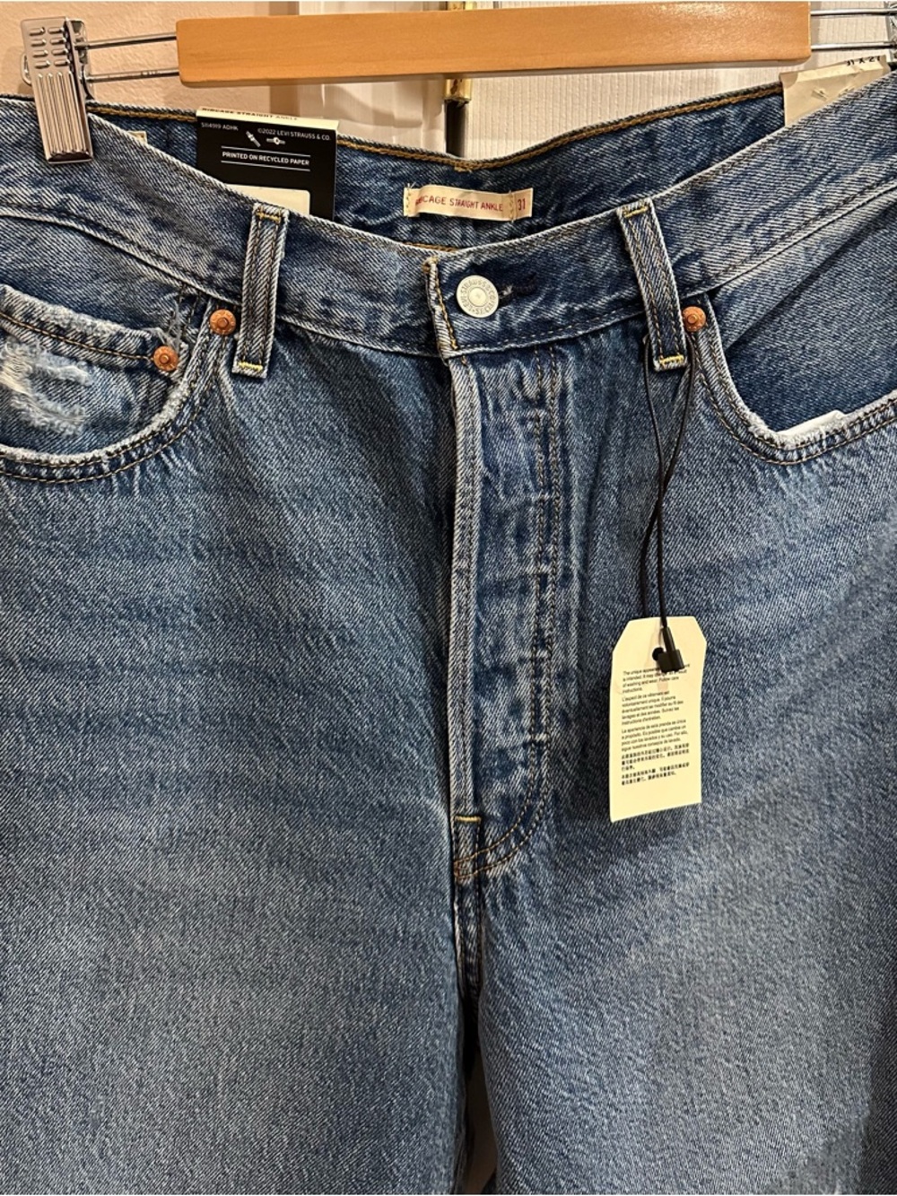 Levi’s Women’s Straight Ankle Jeans - Picture 2 of 7